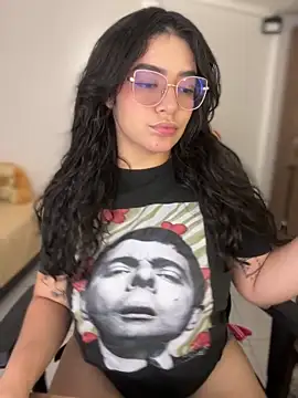 Lia flowers online show from 02-26-26, 10:43