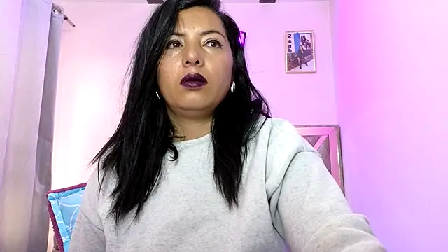 Snapshot of Mariana_collins99 chatting on 10-05-25, 05:14 Mariana collins99 online show from 10-05-25, 05:14