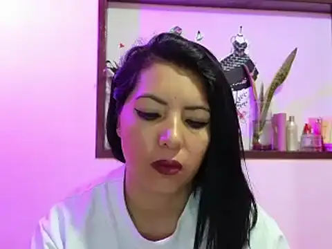 Snapshot of Mariana_collins99 chatting on 03-12-25, 05:02 Mariana collins99 online show from 03-12-25, 05:02