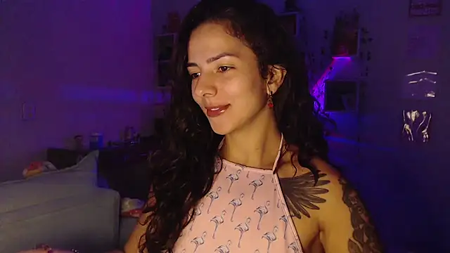 Snapshot of BeellyDance chatting on 06-19-26, 10:47 BeellyDance online show from 06-19-26, 10:47