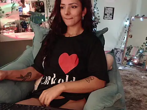 BeellyDance online show from 09-24-25, 03:40