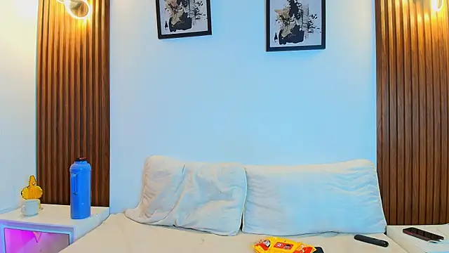 Snapshot of SofiaSweet_ chatting on 10-07-25, 10:16 SofiaSweet online show from 10-07-25, 10:16