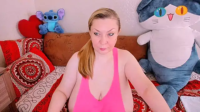 Snapshot of KerryBlareX chatting on 02-08-26, 12:25 KerryBlareX online show from 02-08-26, 12:25