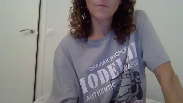 Snapshot of zorritasuperhot chatting on 09-18-25, 10:24 zorritasuperhot online show from 09-18-25, 10:24