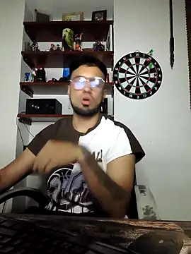 Snapshot of Andrew_slick chatting on 11-17-25, 04:49 Andrew slick online show from 11-17-25, 04:49