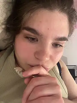 Mia Brackenridge26 online show from 05-23-26, 07:35