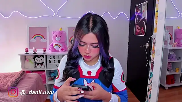 CuteDani  online show from 01-18-25, 03:05