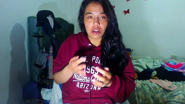 AmaraRoberts420 online show from 11-29-25, 04:01