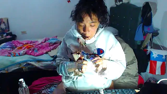 AmaraRoberts420 online show from 10-08-25, 04:29