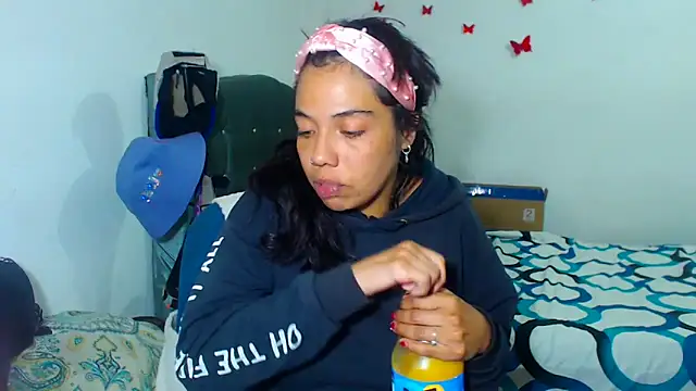 AmaraRoberts420 online show from 11-23-25, 06:51