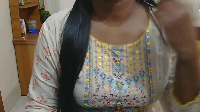 esita 1212 online show from 02-26-26, 08:47