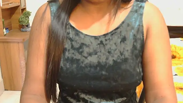 Snapshot of esita_1212 chatting on 11-09-25, 02:26 esita 1212 online show from 11-09-25, 02:26