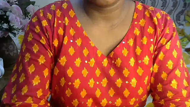 Snapshot of esita_1212 chatting on 03-12-25, 03:29 esita 1212 online show from 03-12-25, 03:29