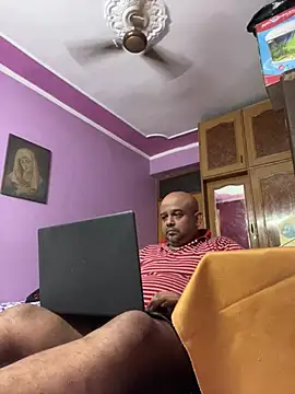 Snapshot of Dick_6inches chatting on 06-20-26, 10:53 Dick 6inches online show from 06-20-26, 10:53