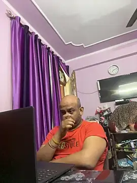 Dick 6inches online show from 10-08-25, 01:40