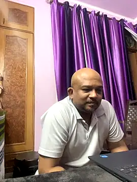 Dick 6inches online show from 10-11-25, 03:24