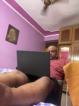 Snapshot of Dick_6inches chatting on 06-18-26, 07:07 Dick 6inches online show from 06-18-26, 07:07