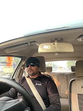 Dick 6inches online show from 10-22-25, 03:28