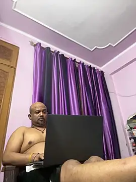 Dick 6inches online show from 10-18-25, 02:19