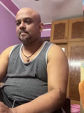 Snapshot of Dick_6inches chatting on 06-03-26, 02:33 Dick 6inches online show from 06-03-26, 02:33