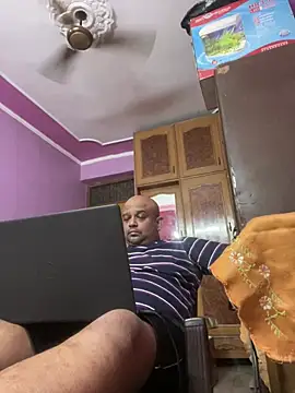 Snapshot of Dick_6inches chatting on 07-13-26, 04:45 Dick 6inches online show from 07-13-26, 04:45