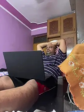 Snapshot of Dick_6inches chatting on 07-22-26, 04:25 Dick 6inches online show from 07-22-26, 04:25