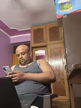 Dick 6inches online show from 04-16-26, 01:56