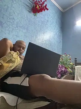 Snapshot of Dick_6inches chatting on 02-27-26, 01:39 Dick 6inches online show from 02-27-26, 01:39