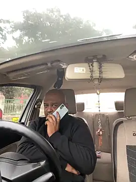 Dick 6inches online show from 12-21-25, 03:41