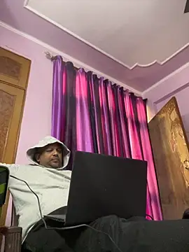 Dick 6inches online show from 11-23-25, 05:06