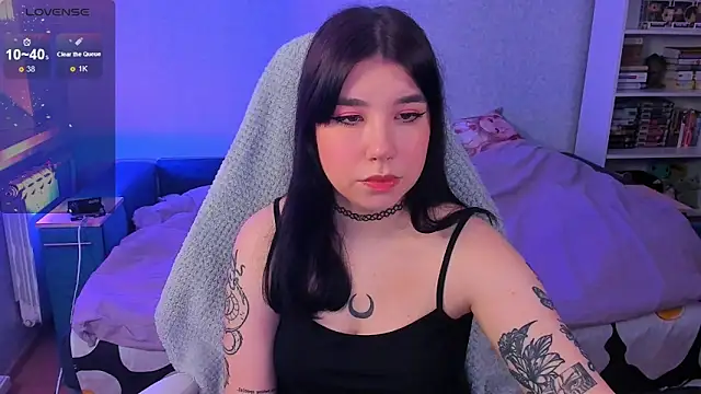 Snapshot of kellyharris chatting on 03-16-25, 02:11 kellyharris online show from 03-16-25, 02:11