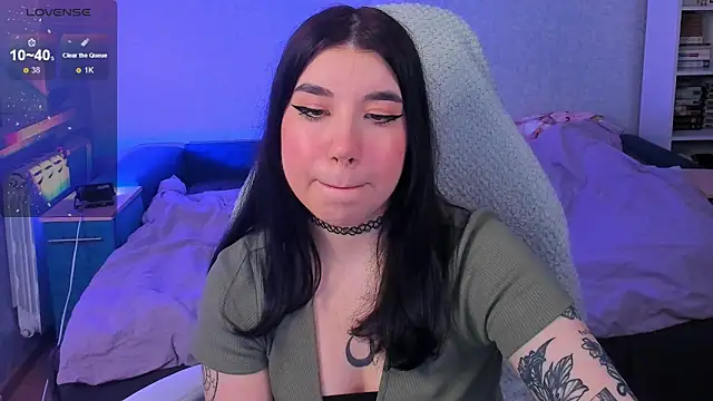 Snapshot of kellyharris chatting on 02-07-25, 04:14 kellyharris online show from 02-07-25, 04:14