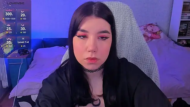 Snapshot of kellyharris chatting on 03-18-25, 02:28 kellyharris online show from 03-18-25, 02:28