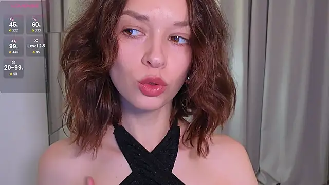 Snapshot of VivianLy_ chatting on 01-23-25, 08:04 VivianLy  online show from 01-23-25, 08:04