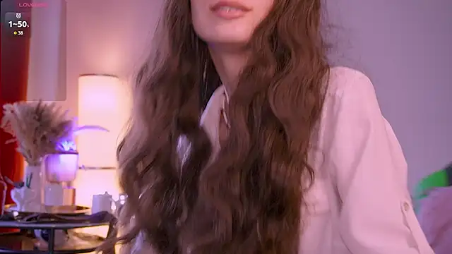 VivianLy  online show from 06-11-26, 08:44