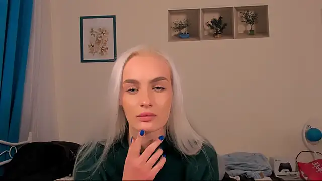 OliviaKisss online show from 04-24-26, 07:27