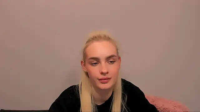 OliviaKisss online show from 02-21-26, 05:59