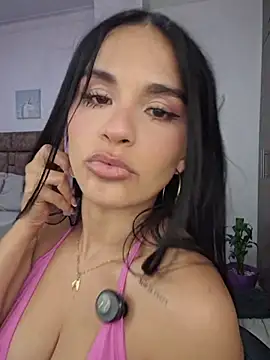 heyshaa online show from 12-22-25, 09:04