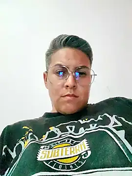 Yessi rousse online show from 11-02-25, 10:26