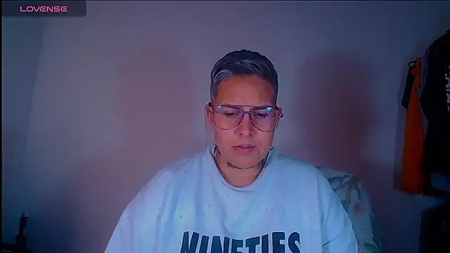 Yessi rousse online show from 11-26-25, 07:25