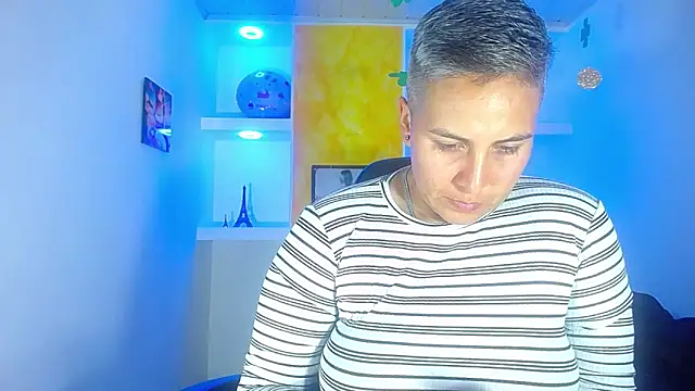 Yessi rousse online show from 03-22-25, 01:00