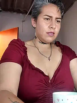 Snapshot of Yessi_rousse chatting on 06-27-26, 08:26 Yessi rousse online show from 06-27-26, 08:26