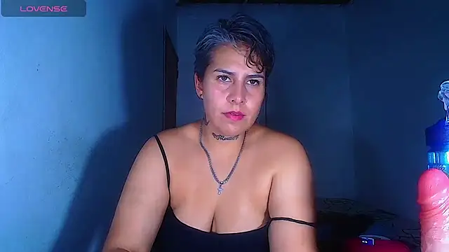 Snapshot of Yessi_rousse chatting on 07-18-26, 09:45 Yessi rousse online show from 07-18-26, 09:45