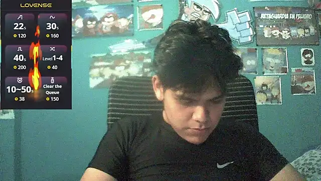 Snapshot of Valesh20 chatting on 05-19-26, 12:15 Valesh20 online show from 05-19-26, 12:15