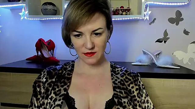 feliziaDesire online show from 03-11-25, 04:40