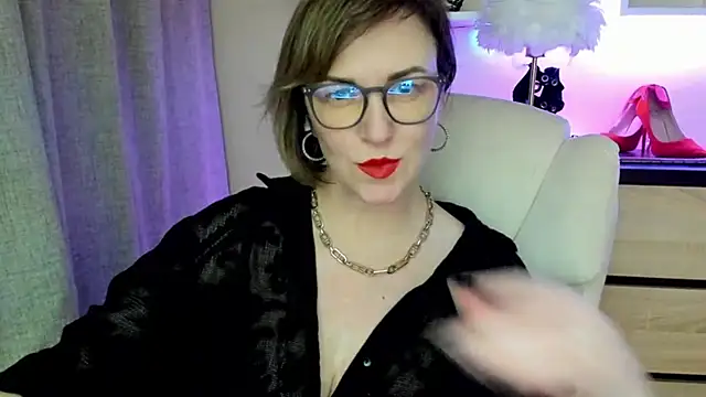 feliziaDesire online show from 11-24-25, 04:29