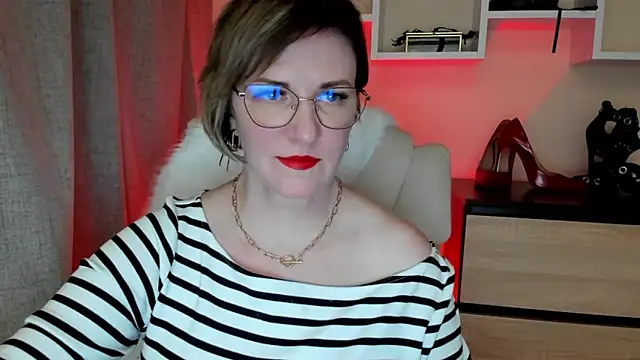 feliziaDesire online show from 03-18-26, 07:04