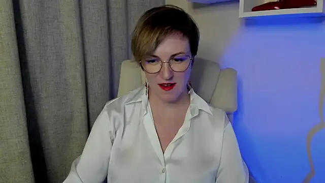 Snapshot of feliziaDesire chatting on 06-22-26, 12:57 feliziaDesire online show from 06-22-26, 12:57