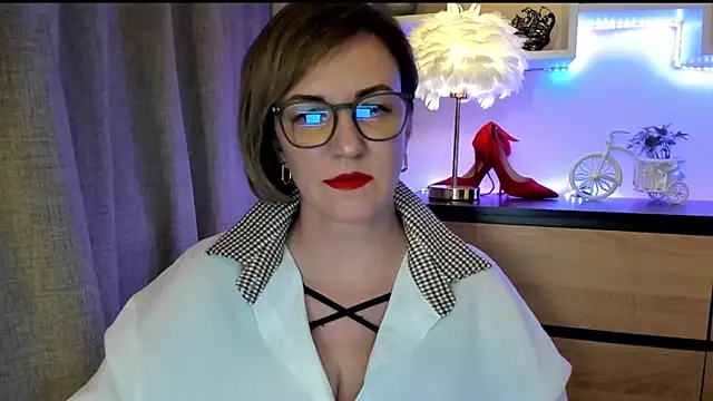 feliziaDesire online show from 10-09-25, 12:49