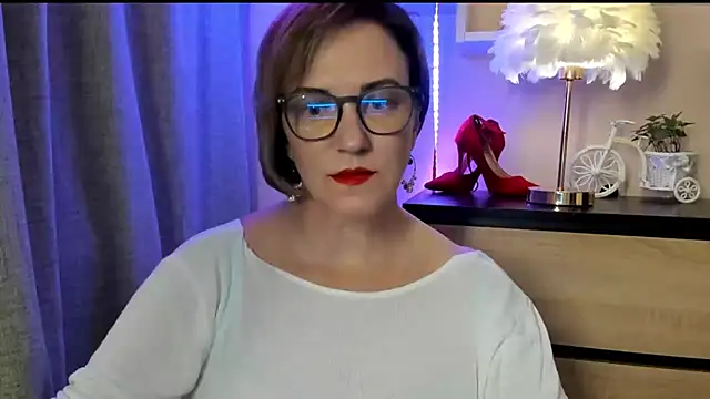 feliziaDesire online show from 10-06-25, 01:01